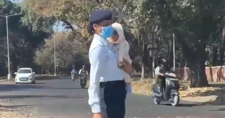 Traffic Police Carries Baby At Work, Should We Laud Her Or Give Better Facilities?