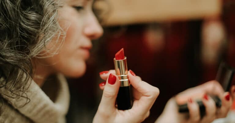 Lipsticks That Will Moisturize And Make Your Lips Look More Chic