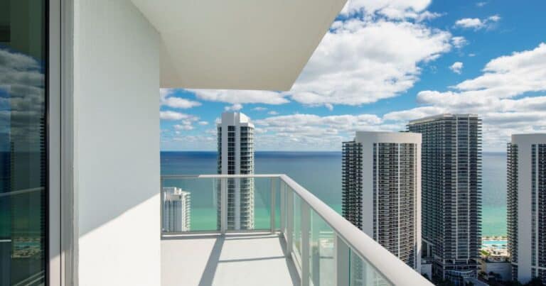 5 Things You Need to Consider Before Buying a Condo
